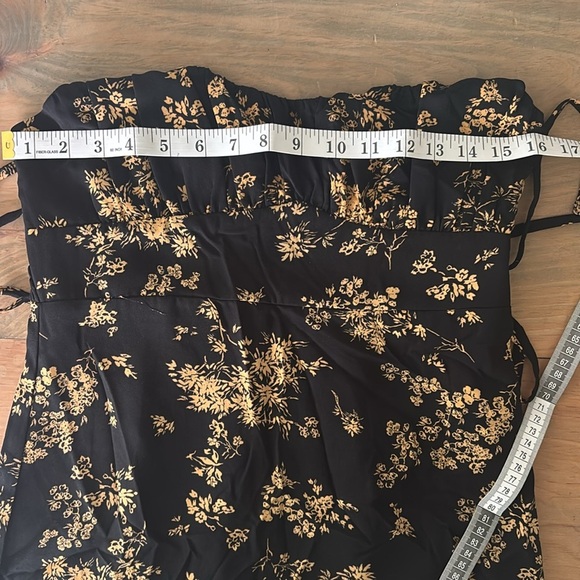 Floral Midi Boutique Dress – Size Medium - Picture 9 of 9